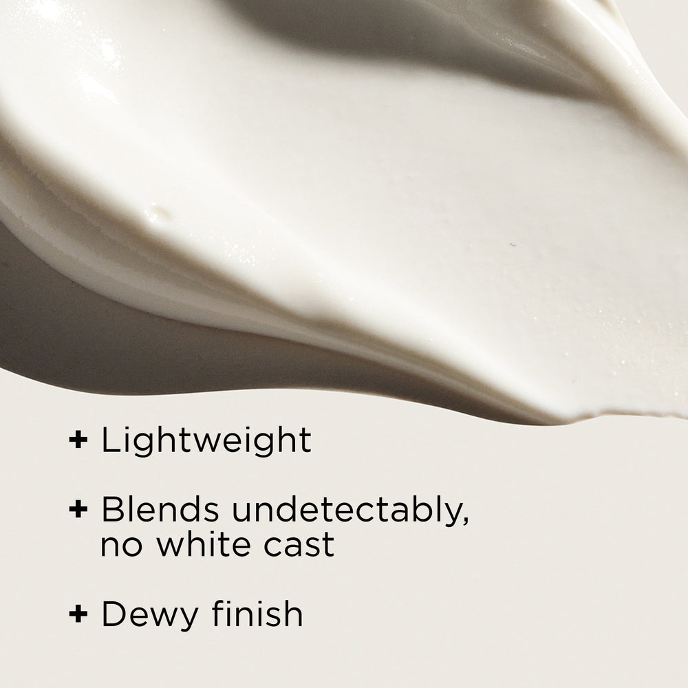 IMAGE Skincare DAILY PREVENTION Pure Mineral Hydrating Moisturiser SPF 30 texture showing lightweight, dewy finish with no white cast