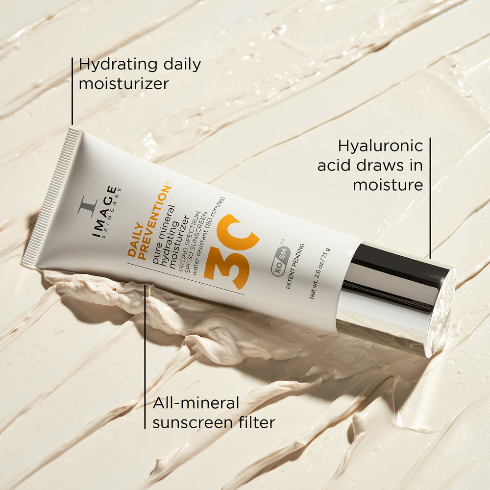IMAGE Skincare DAILY PREVENTION Pure Mineral Hydrating Moisturiser SPF 30 tube with hyaluronic acid and all-mineral sunscreen filter callouts