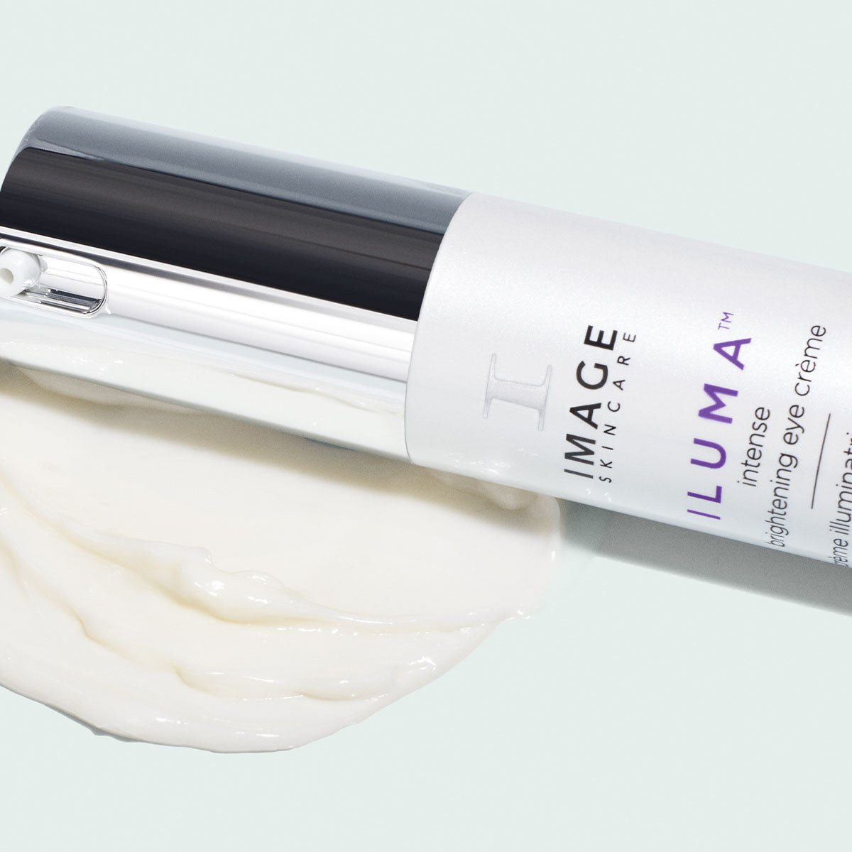 IMAGE Skincare ILUMA Intense Brightening Eye Crème rich eye cream texture