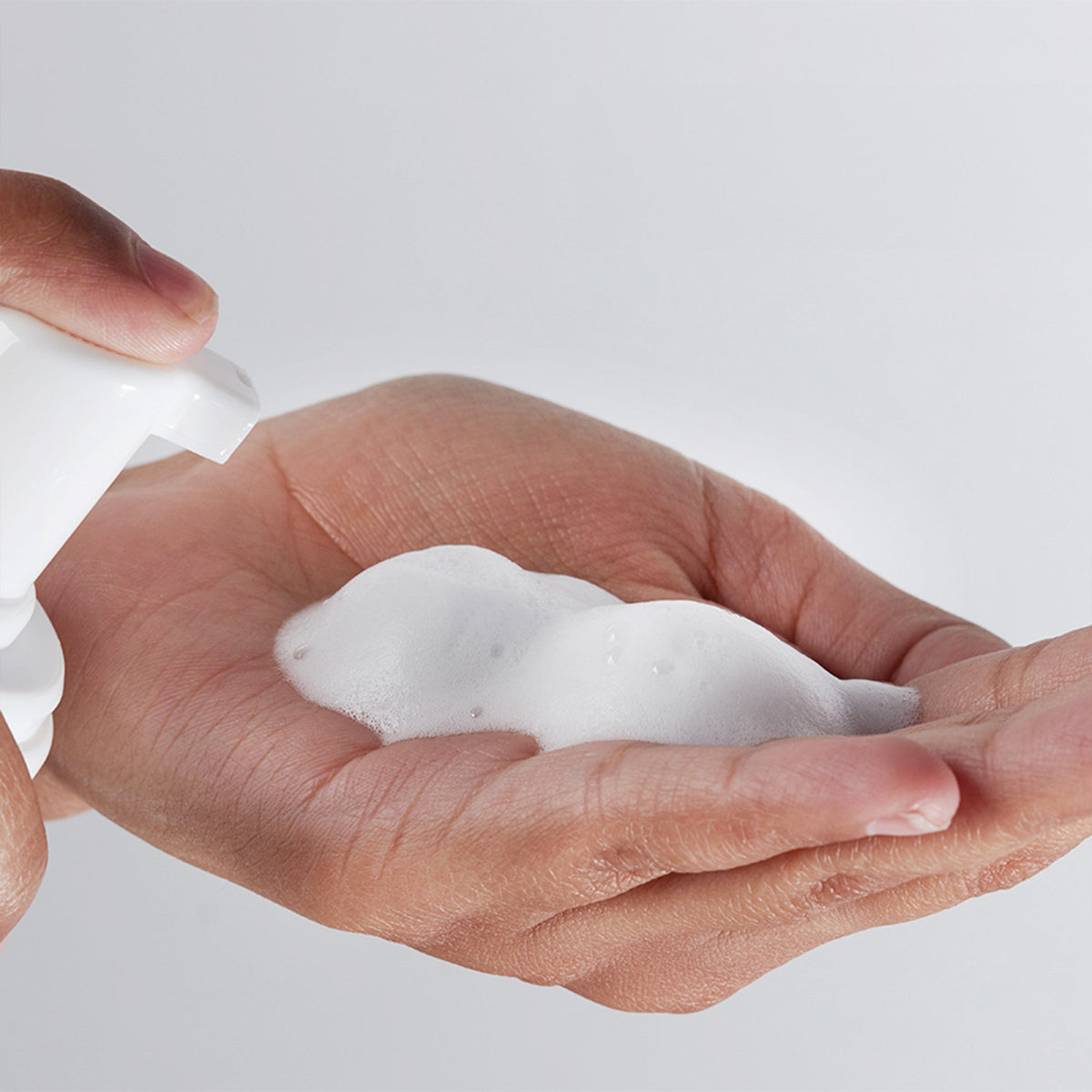 How to use Medik8 Gentle Cleanse Travel Size foaming cleanser