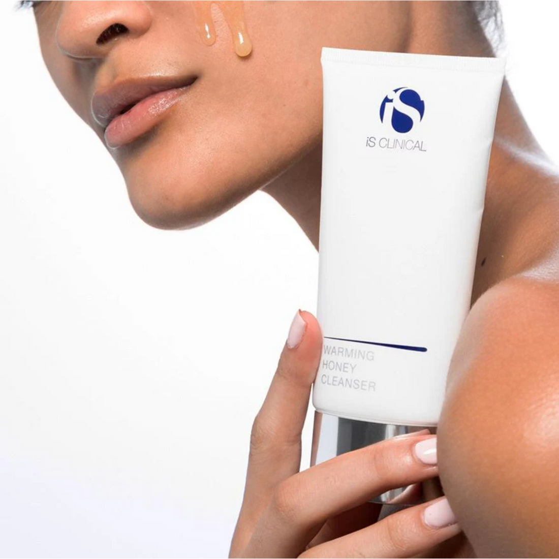 iS Clinical Warming Honey Cleanser™